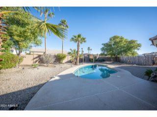 Property in Phoenix, AZ 85050 thumbnail 1