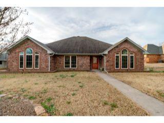 Property in Paris, TX thumbnail 5