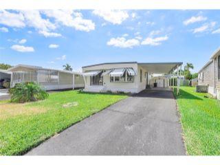 Property in Dania Beach, FL thumbnail 6