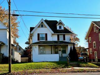 Property in Canton, OH thumbnail 4