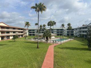 Property in Hollywood, FL thumbnail 3