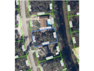 Property in Lake Placid, FL thumbnail 2