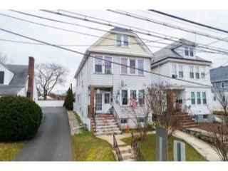 Property in New Brunswick, NJ thumbnail 2