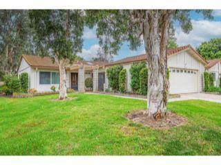 Property in Laguna Woods, CA thumbnail 1