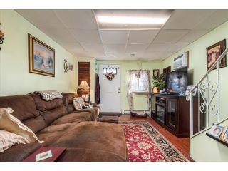 Property in Howard Beach, NY 11414 thumbnail 2