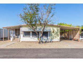 Property in Phoenix, AZ 85027 thumbnail 0