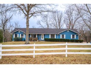 Property in St James, MO 65559 thumbnail 0