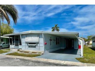 Property in Pinellas Park, FL thumbnail 4