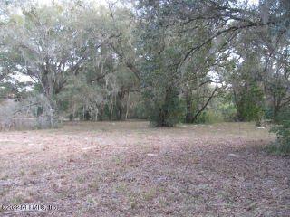 Property in Crescent City, FL thumbnail 4