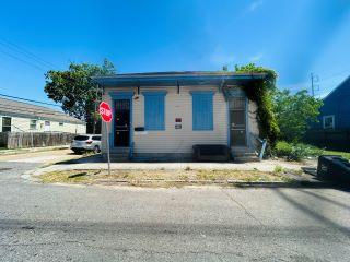 Property in New Orleans, LA thumbnail 1