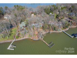 Property in Mooresville, NC thumbnail 6