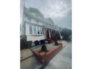 Property in Woodhaven, NY 11421 thumbnail 0