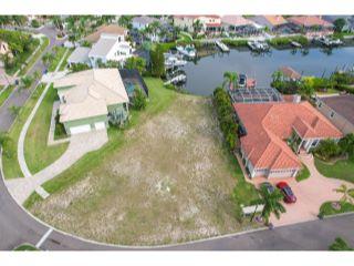 Property in Apollo Beach, FL 33572 thumbnail 2
