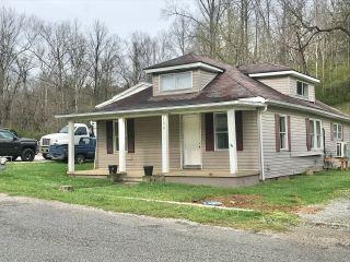 Property in Olive Hill, KY thumbnail 4