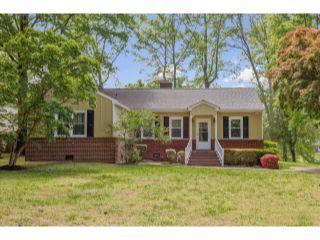 Property in Colonial Heights, VA thumbnail 5