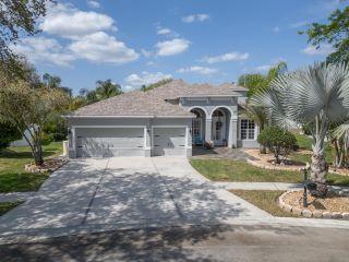 Property in Valrico, FL thumbnail 5