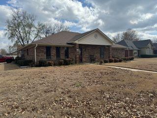 Property in Fort Smith, AR thumbnail 3