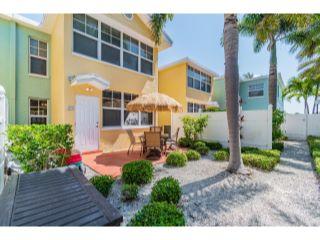Property in Indian Shores, FL thumbnail 5