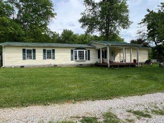 Property in Celcila, KY thumbnail 1