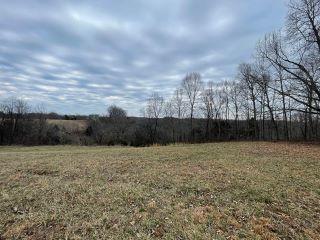 Property in Russell Springs, KY thumbnail 4