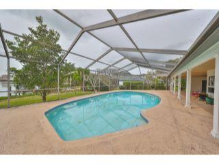 Property in Apollo Beach, FL 33572 thumbnail 2