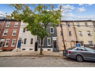 Property in Philadelphia, PA 19122 thumbnail 1