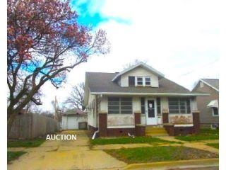 Property in Bloomington, IL thumbnail 1