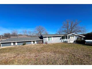 Property in Marion, IL 62959 thumbnail 1