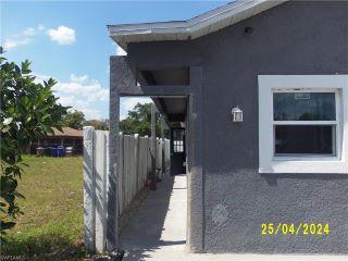 Property in Fort Myers, FL thumbnail 4