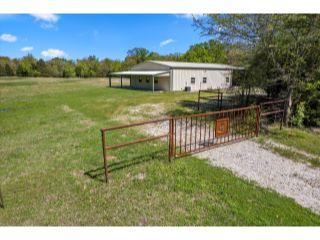 Property in Emory, TX 75440 thumbnail 2