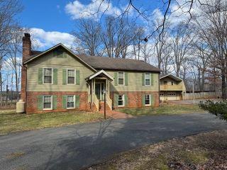 Property in Appomattox, VA thumbnail 2