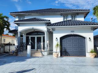 Property in Miami Beach, FL 33141 thumbnail 0