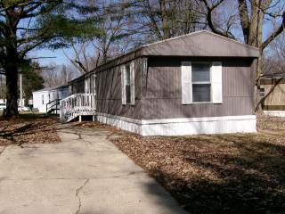 Property in Bellevue, IL thumbnail 6