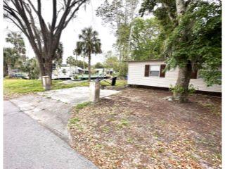 Property in Spring Hill, FL 34607 thumbnail 2