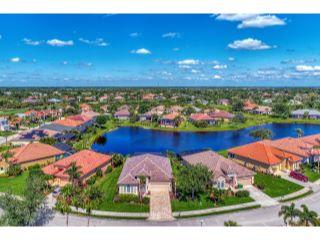 Property in Port Charlotte, FL 33953 thumbnail 2