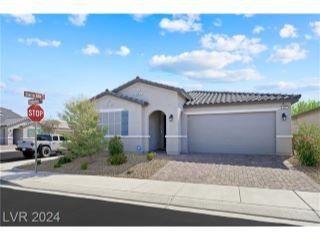 Property in Henderson, NV thumbnail 4