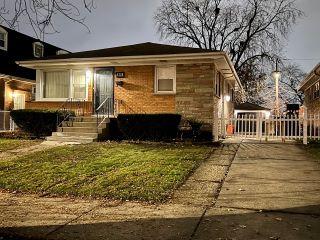Property in Chicago, IL 60652 thumbnail 1