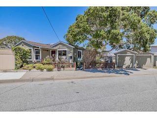 Property in Pacific Grove, CA thumbnail 5