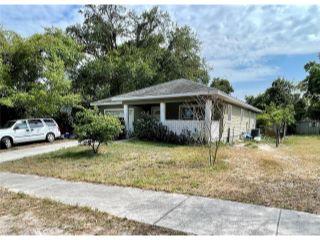 Property in Tarpon Springs, FL thumbnail 4