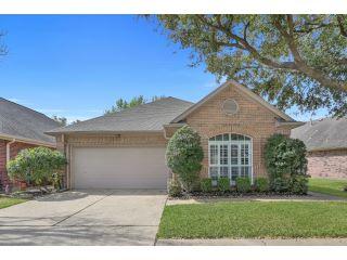 Property in Houston, TX thumbnail 4