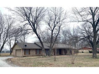 Property in Petty, TX 75470 thumbnail 0