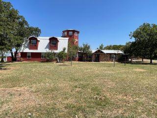 Property in Chico, TX 76431 thumbnail 2