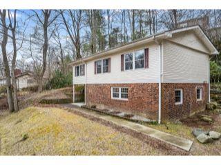 Property in Hendersonville, NC 28791 thumbnail 2