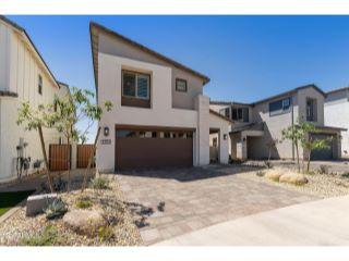 Property in Gilbert, AZ 85298 thumbnail 0