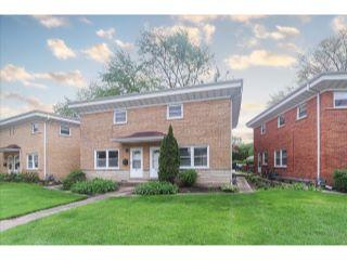 Property in Mount Prospect, IL thumbnail 4