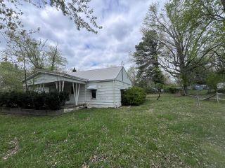 Property in Carbondale, IL thumbnail 1