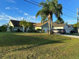 Property in Port Saint Lucie, FL 34984 thumbnail 1