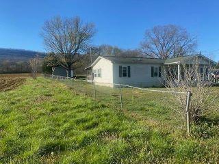 Property in Pikeville, TN thumbnail 2