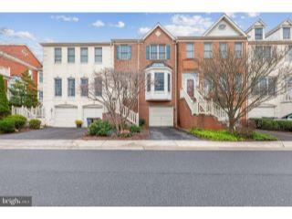 Property in Rockville, MD thumbnail 2