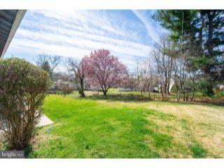 Property in Pikesville, MD 21208 thumbnail 2